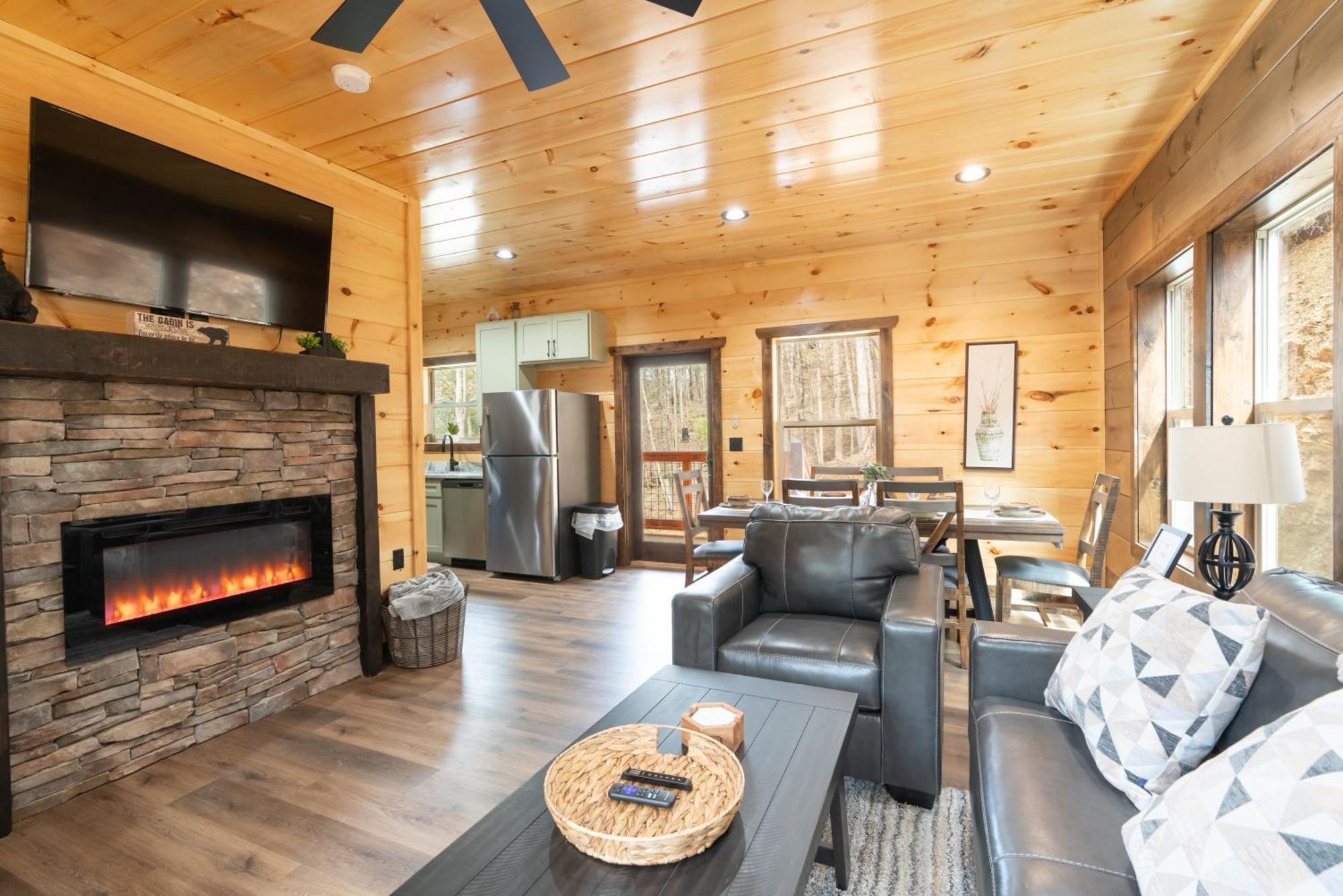Hawks Nest Mountain Cabin 塞维尔维尔 外观 照片